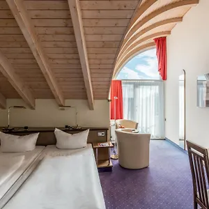 Aparthotel Azimut, Dresden